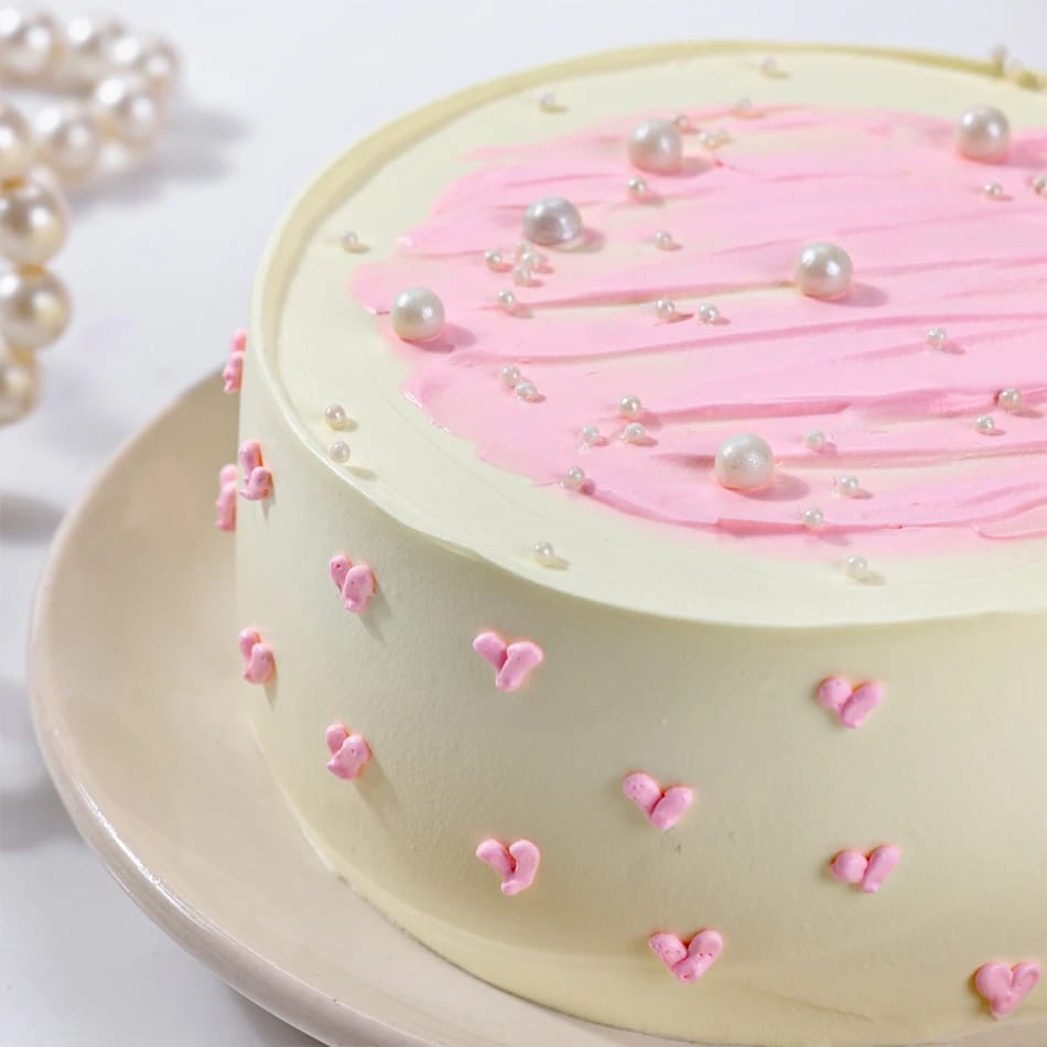 Strawberry Cake – A Delightful Burst of Freshness Cakes In The City