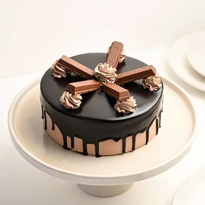 KitKat Chocolate Cake - My Store