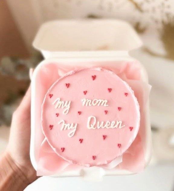 Mom Queen Cake - My Store