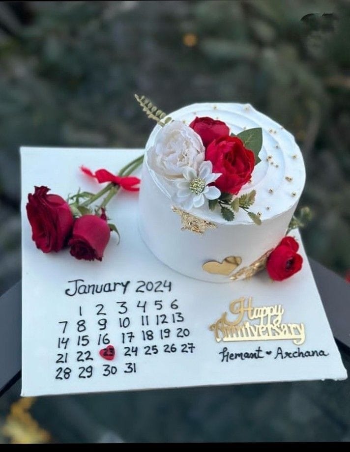 Rose Calendar Cake – A Special Treat for Every Occasion - My Store
